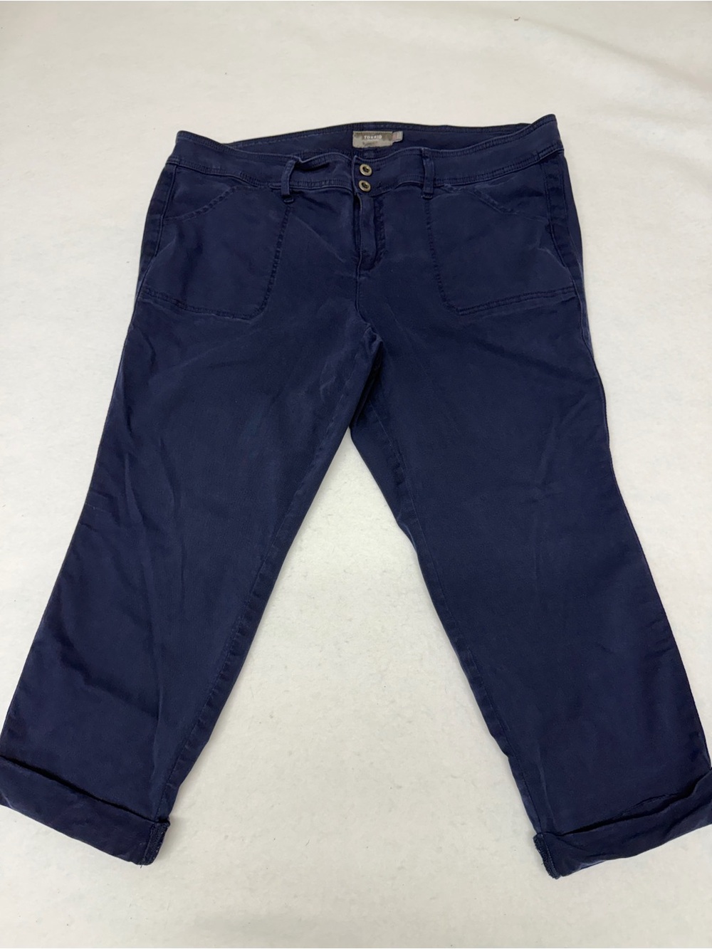 Torrid feel the fit crop pants sz 20 navy